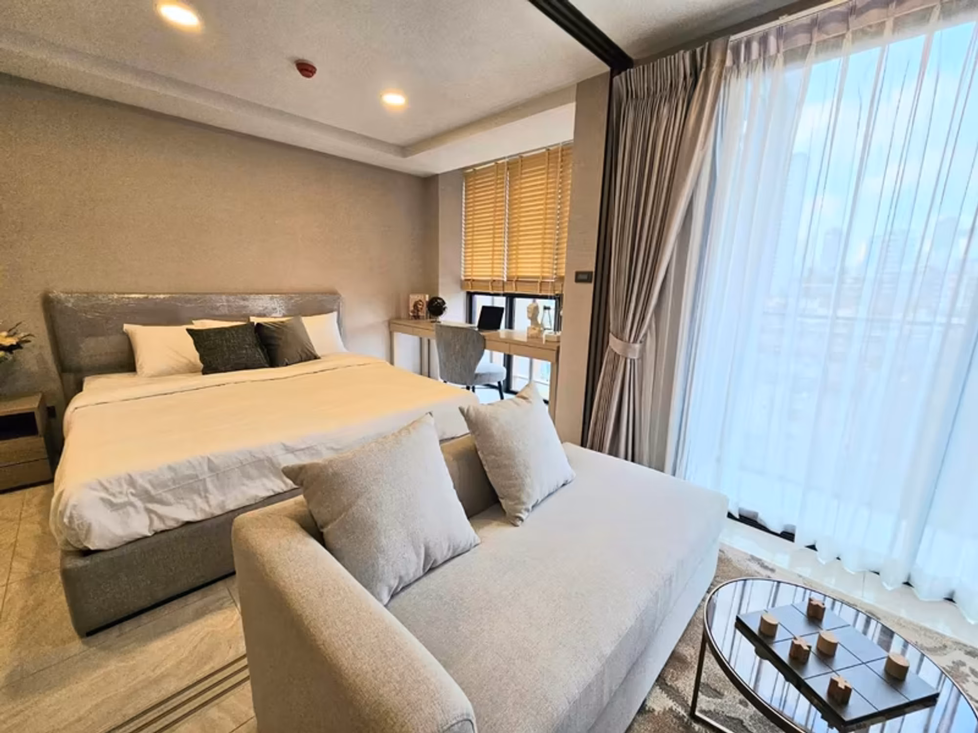 Condo for Sale at Walden Asoke - Image 5