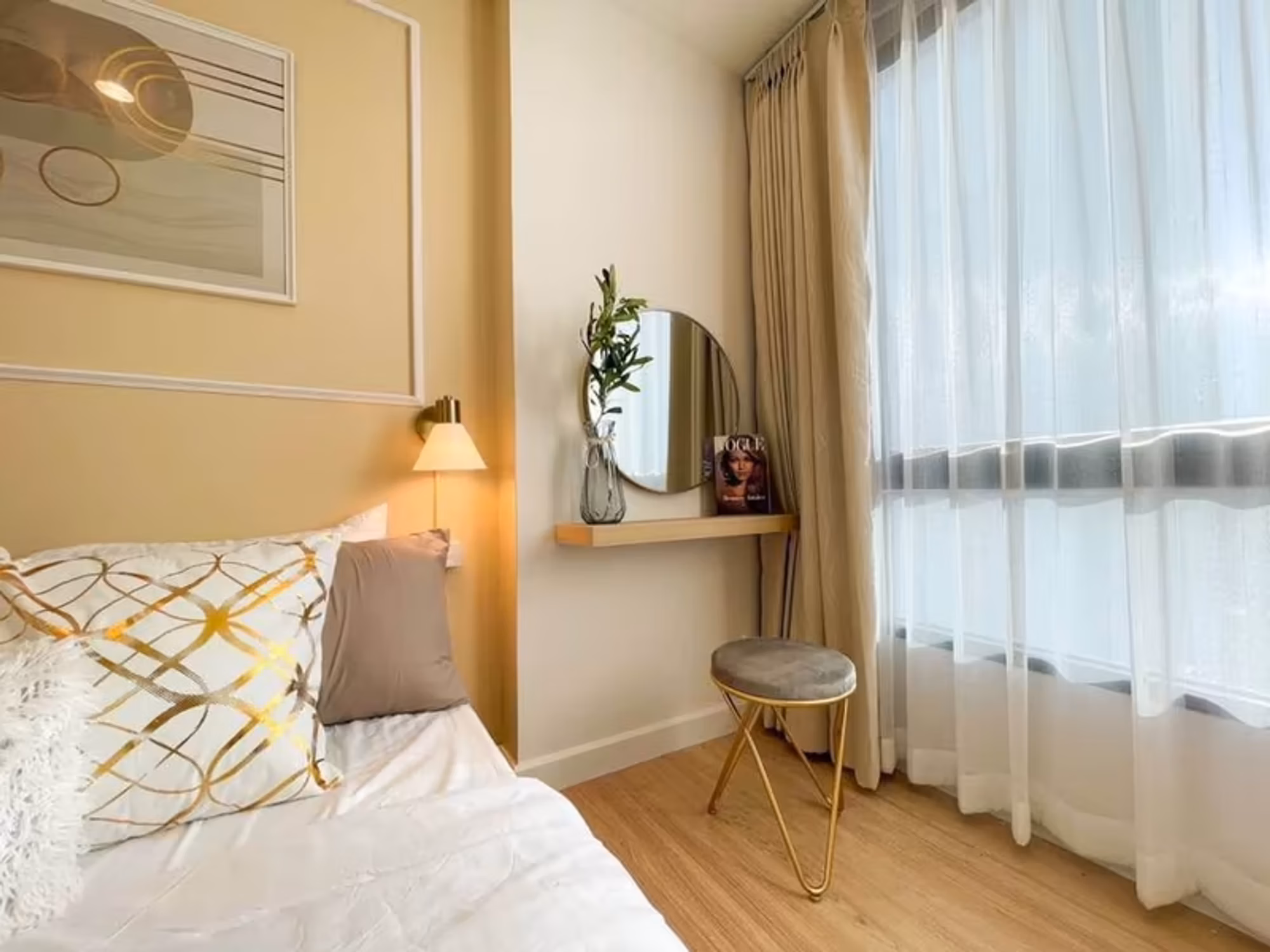 1 Bedroom Condo - Image 2