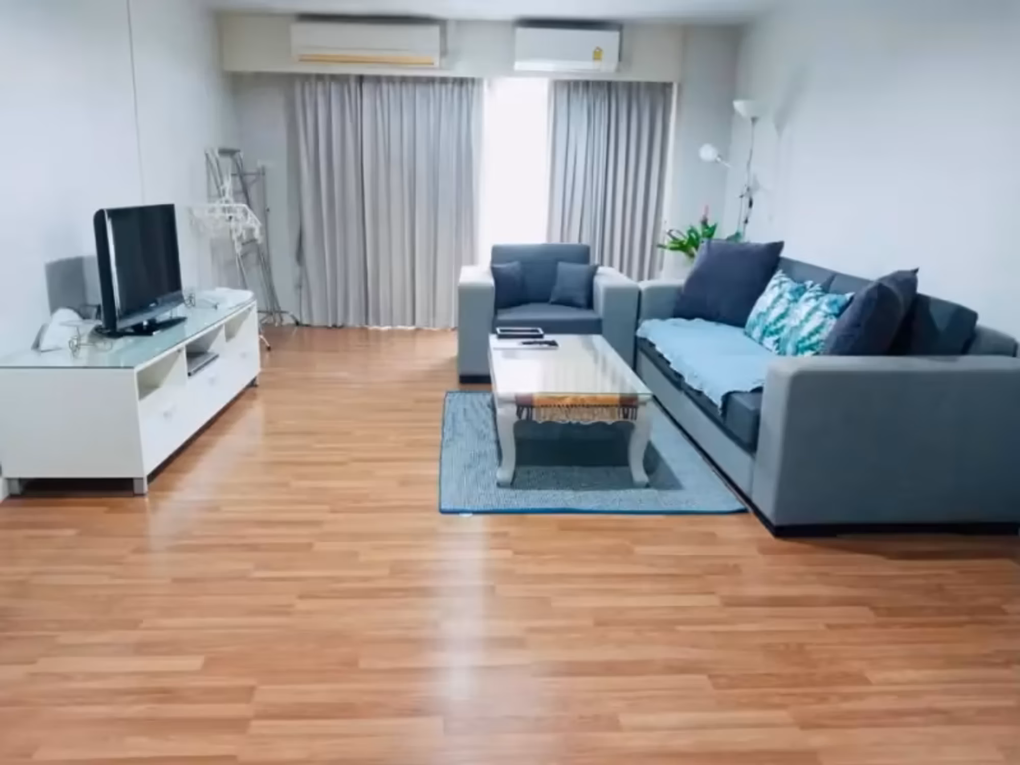 1 Bedroom Condo - Image 6