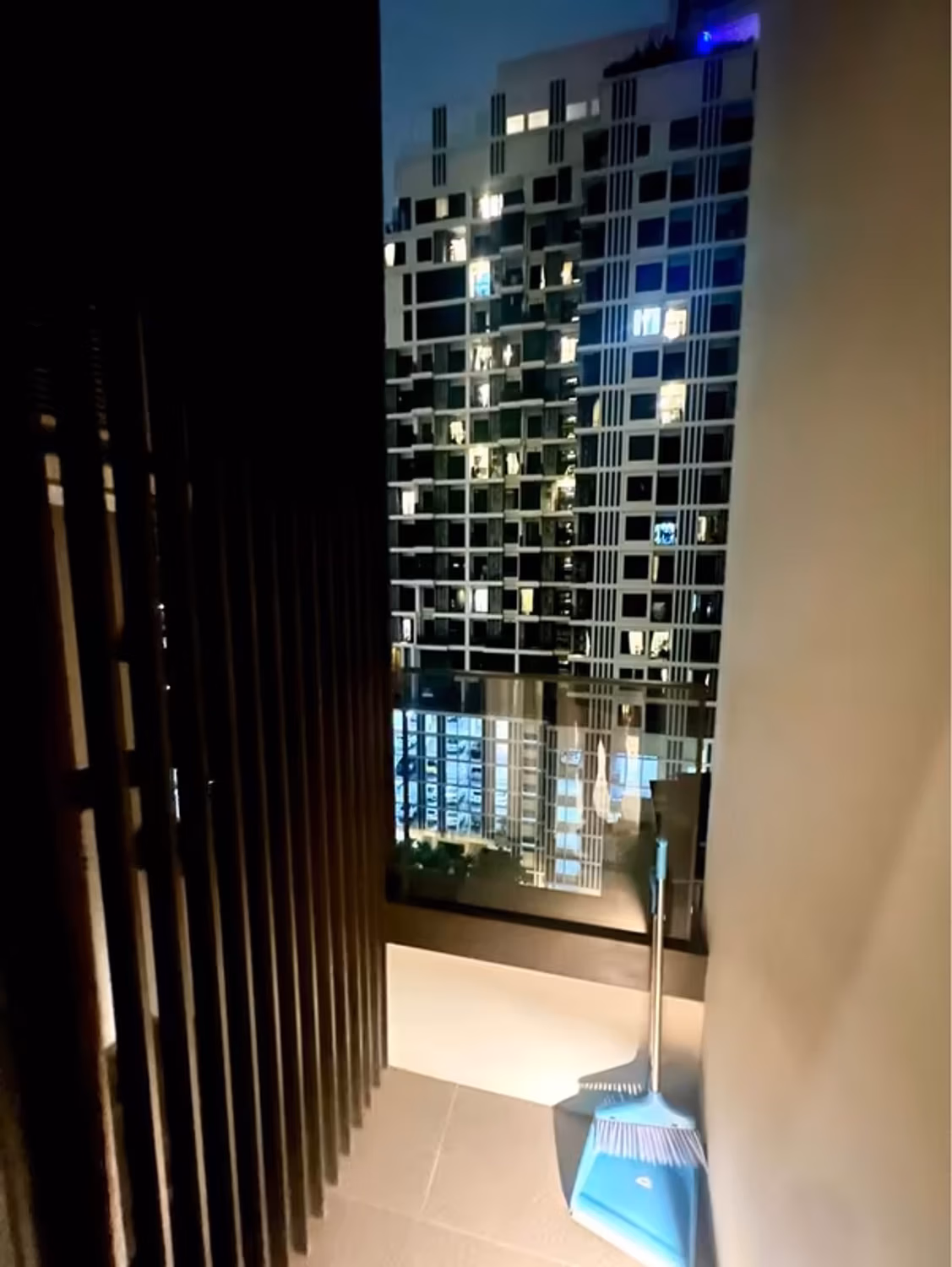 Condo - Image 4