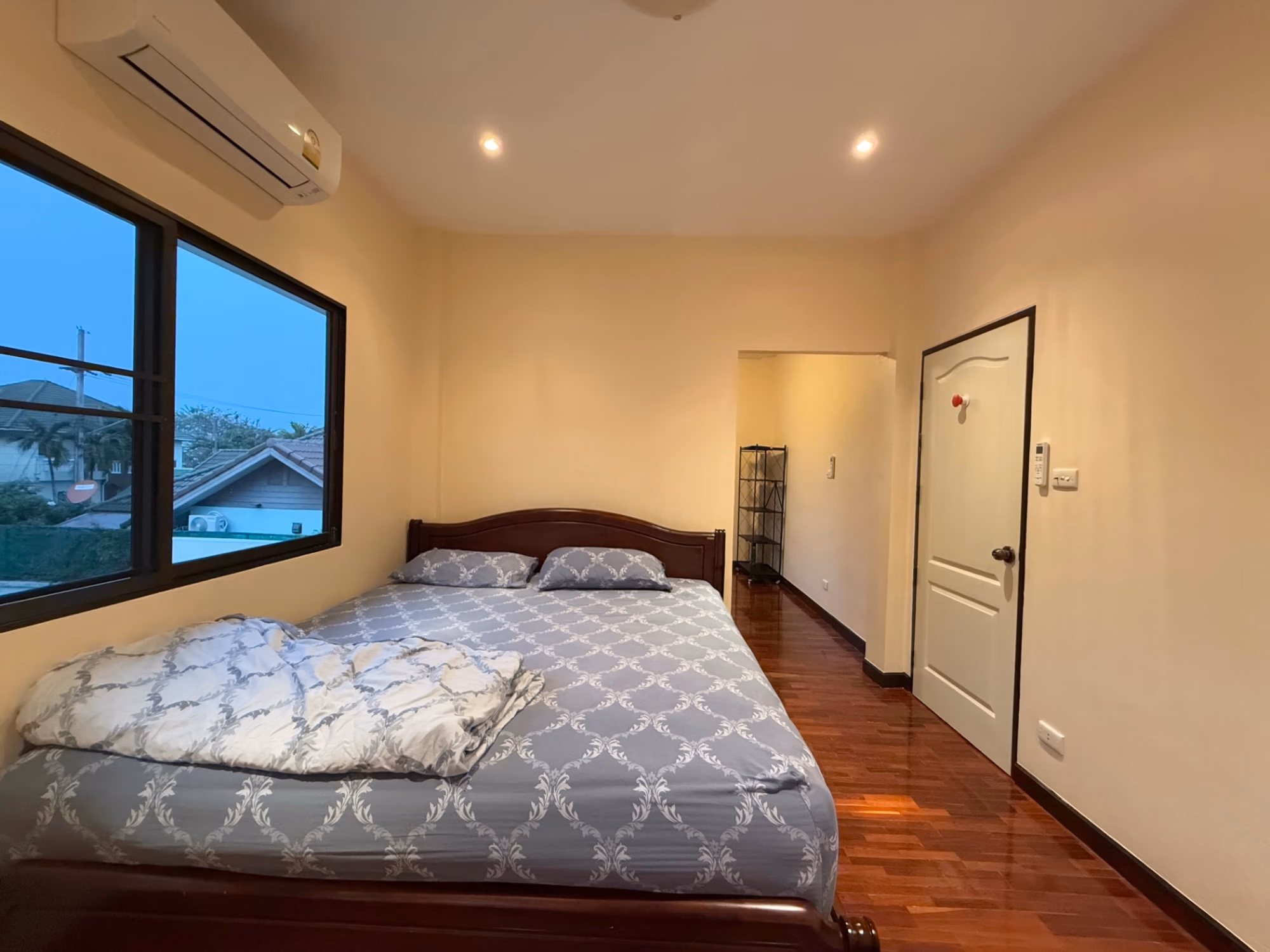 3 Bed House for Rent in Hang Dong - Image 33