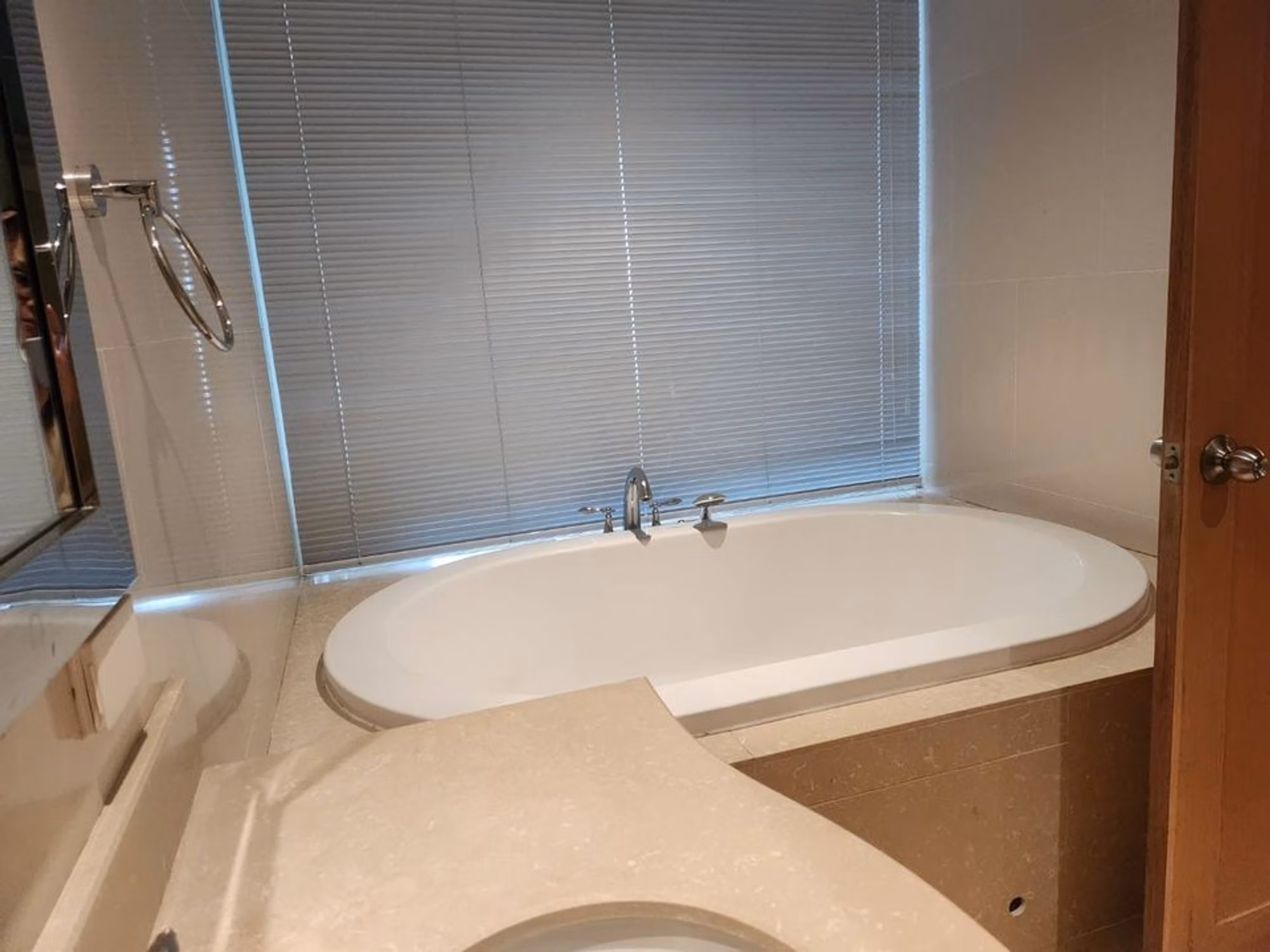 3 ห้องนอน Condo สำหรับ จำหน่าย ใน สาทร - Image 8