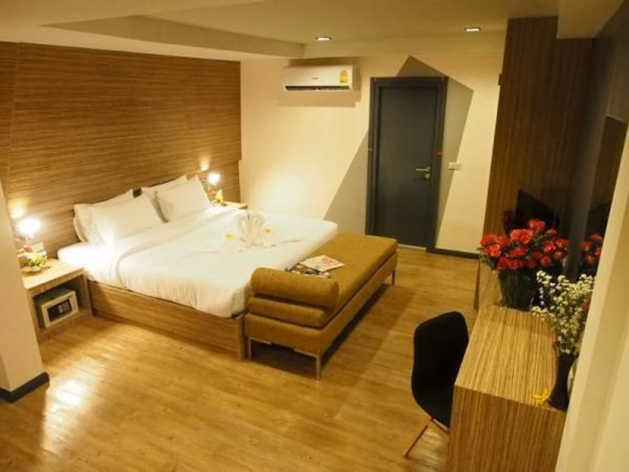 60 ห้องนอน อาคารพานิชย์ สำหรับ ขายและจำหน่าย ใน Sathon - Image 5