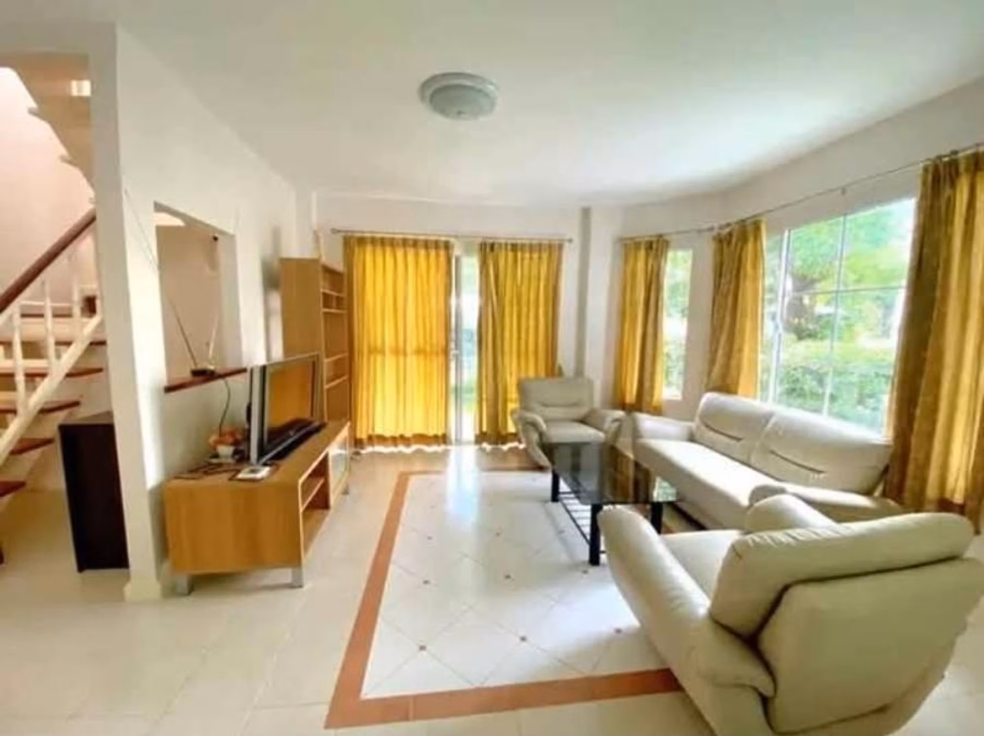 4 Bed House for Rent in Mueang Chiang Mai - Image 4