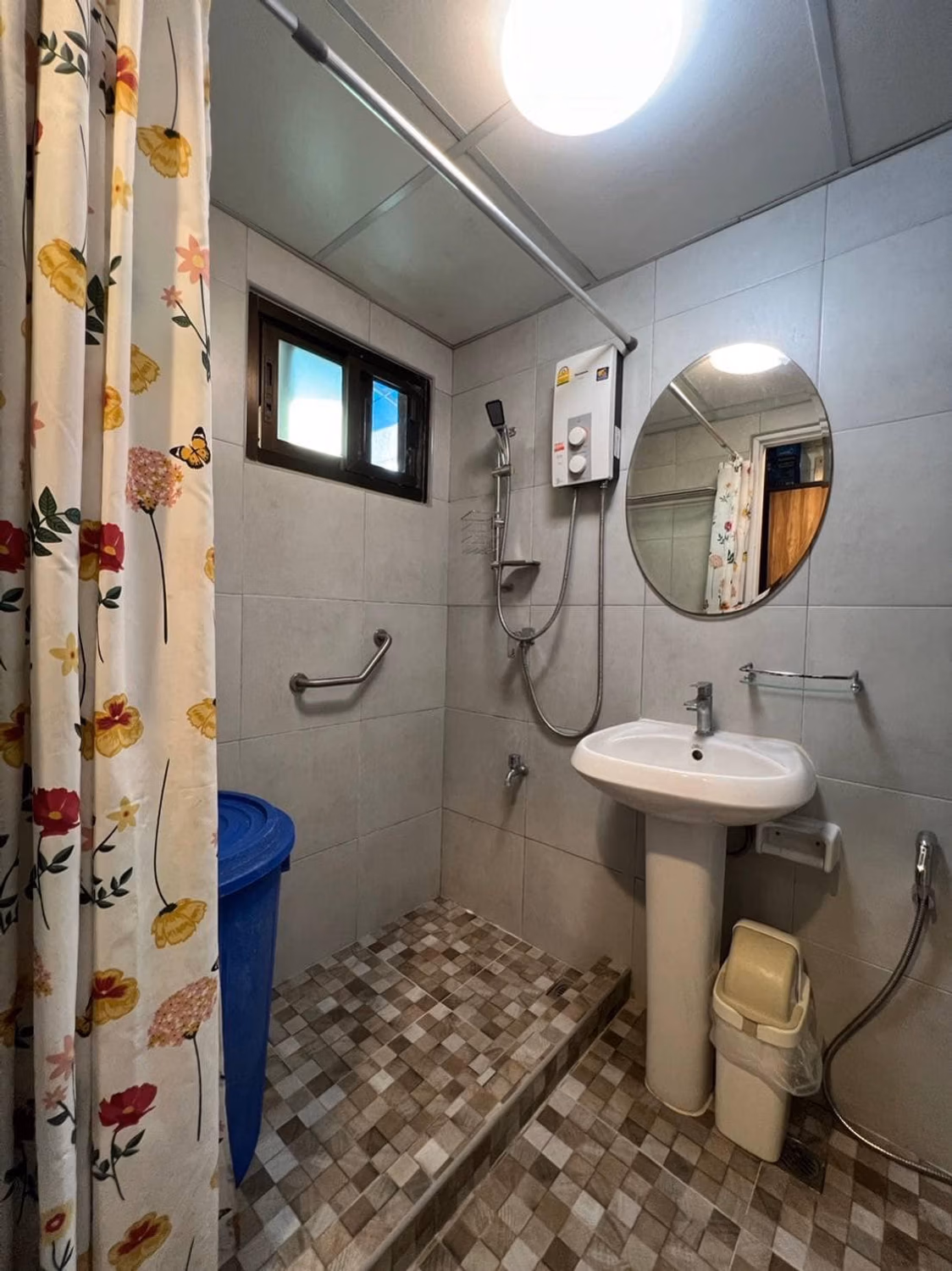 Condo for Rent at Fifty Resident Condominium - Image 8