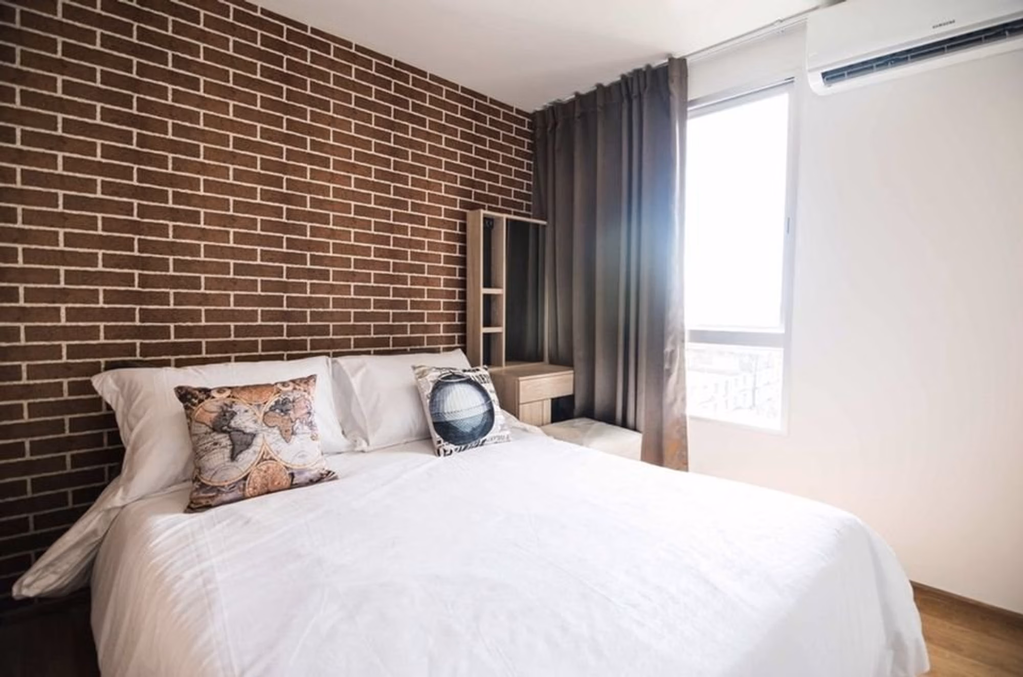 Condo - Image 1
