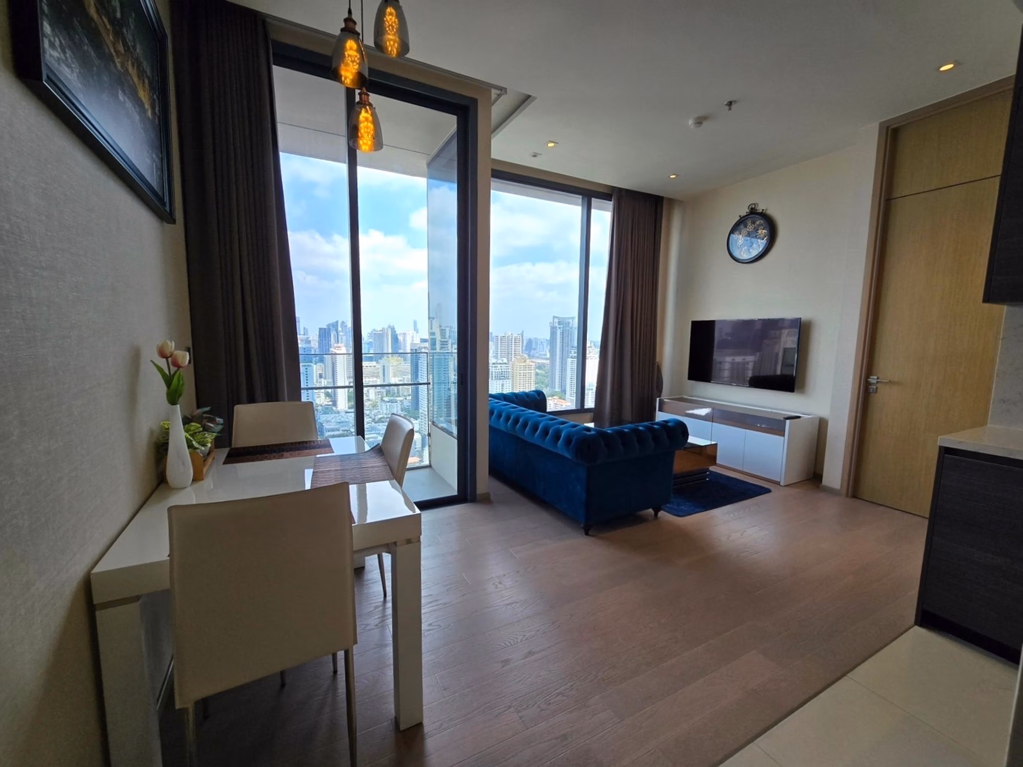 2 Bed Condo for Sale in Watthana - Image 1