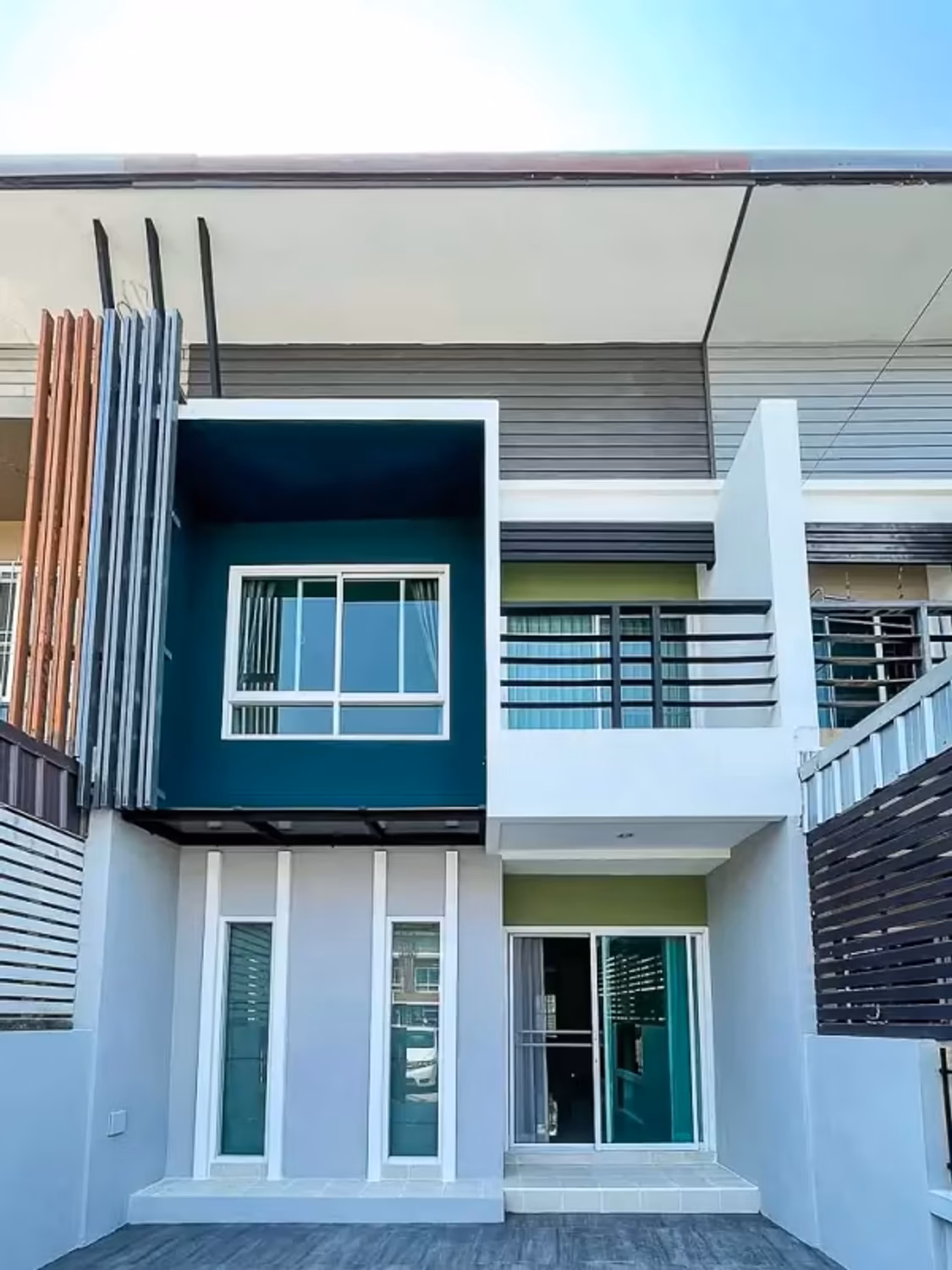 3 Bedroom House - Image 10