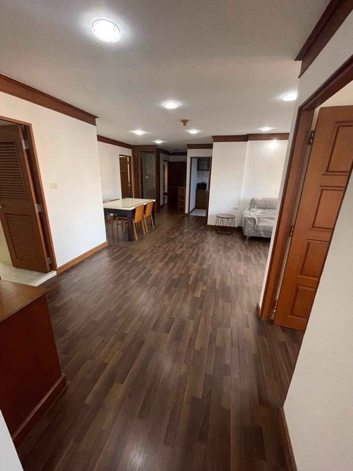 Condo - Image 7