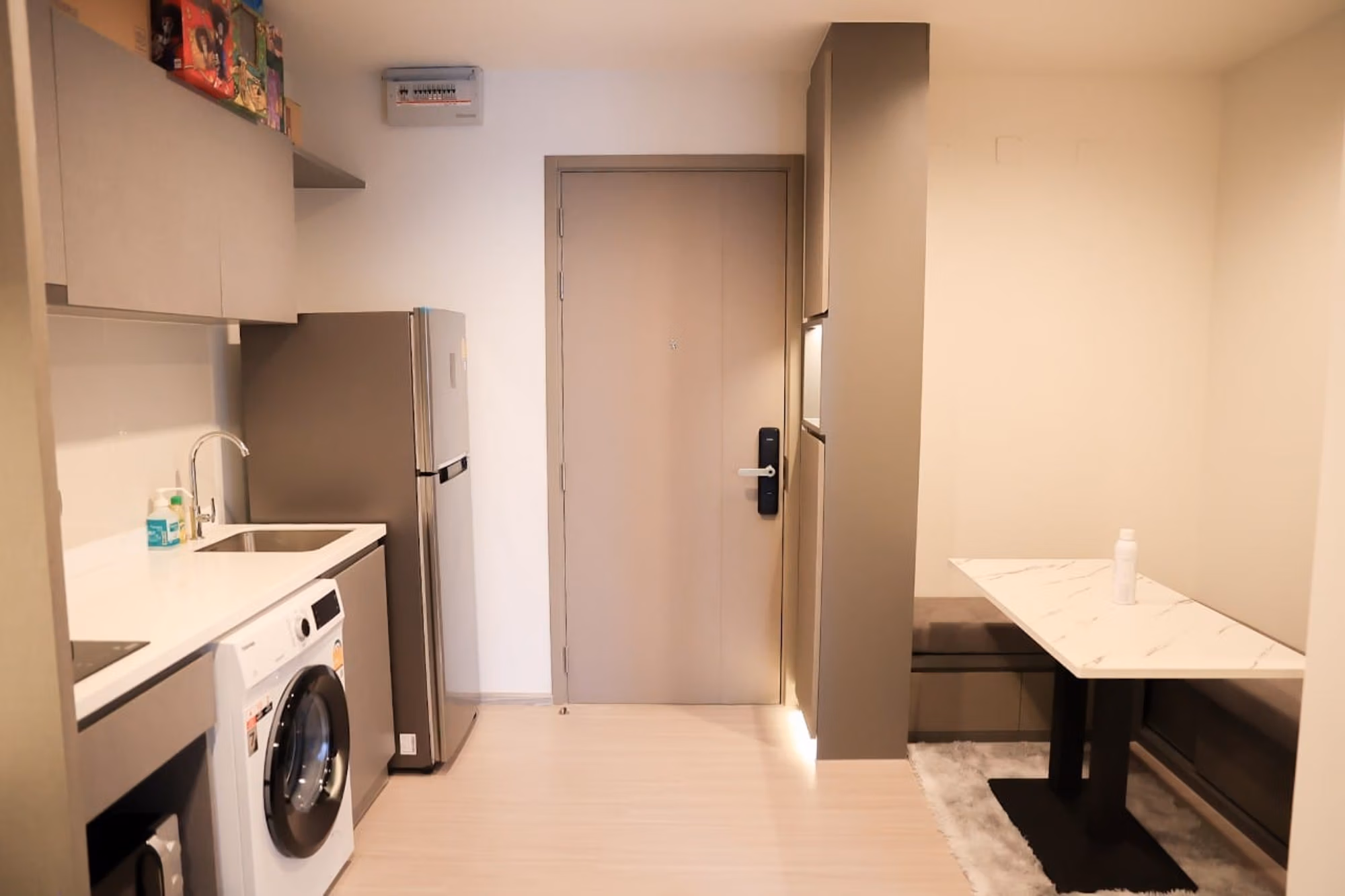 Condo - Image 3