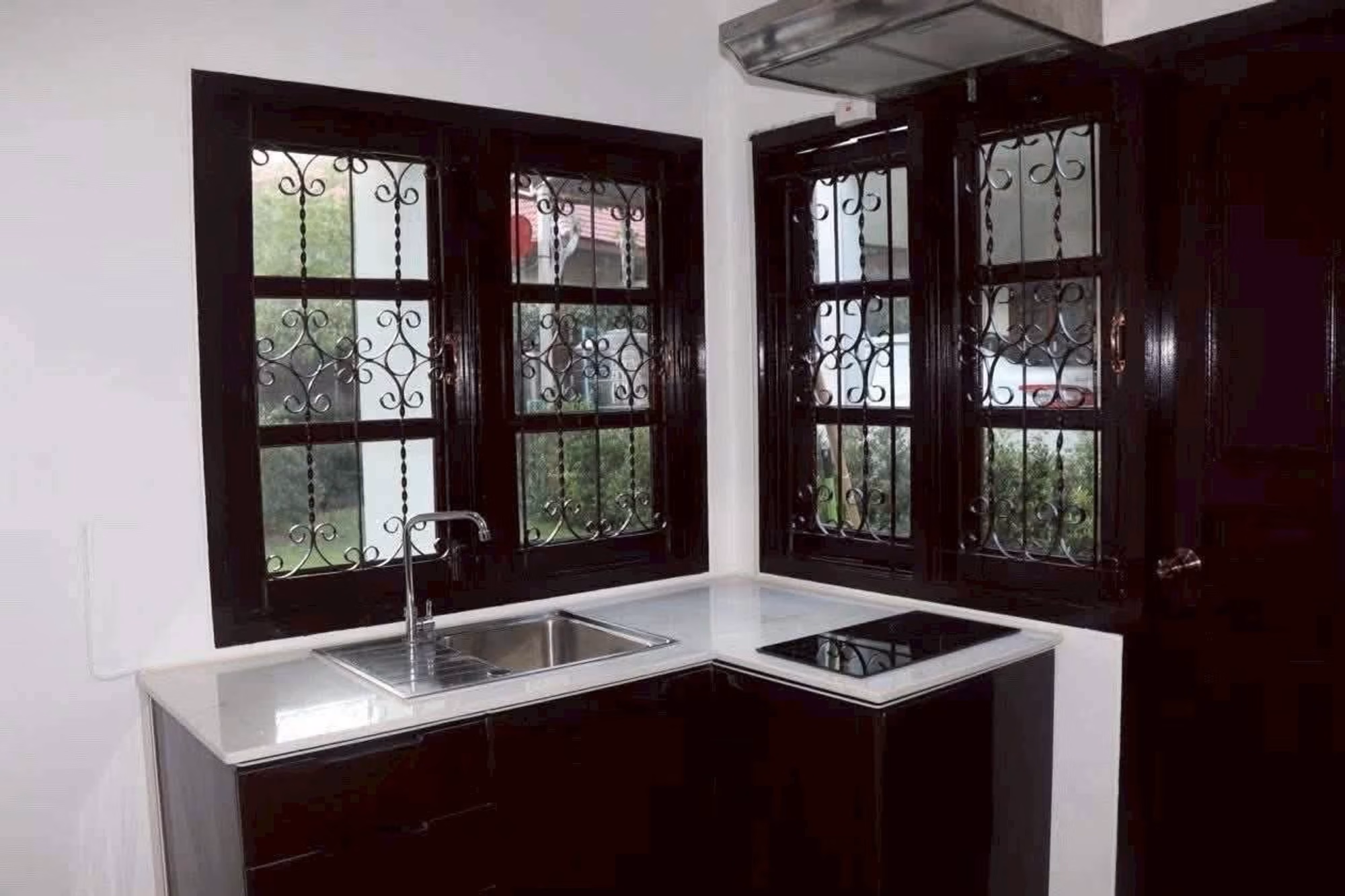 Detached House - Image 5