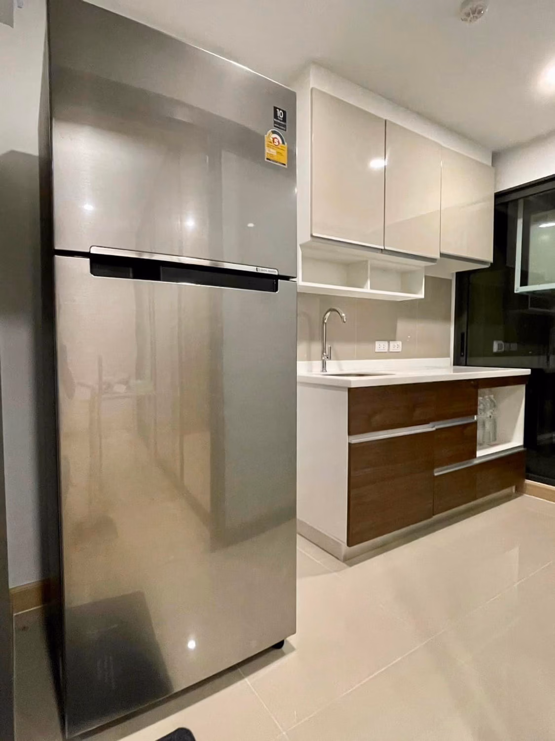 1 Bedroom Condo - Image 8