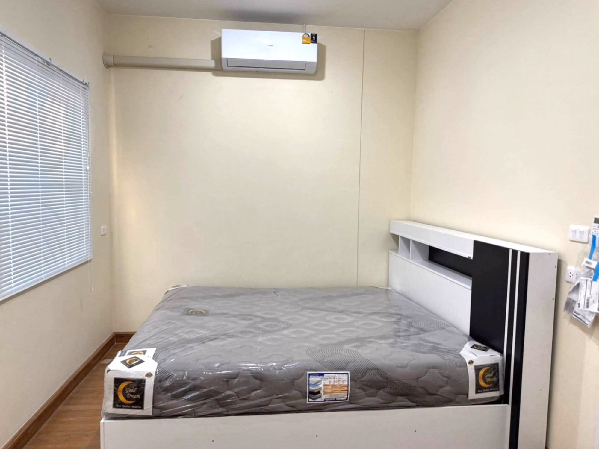 Townhouse for Rent at Golden Town RuamChok - Image 6