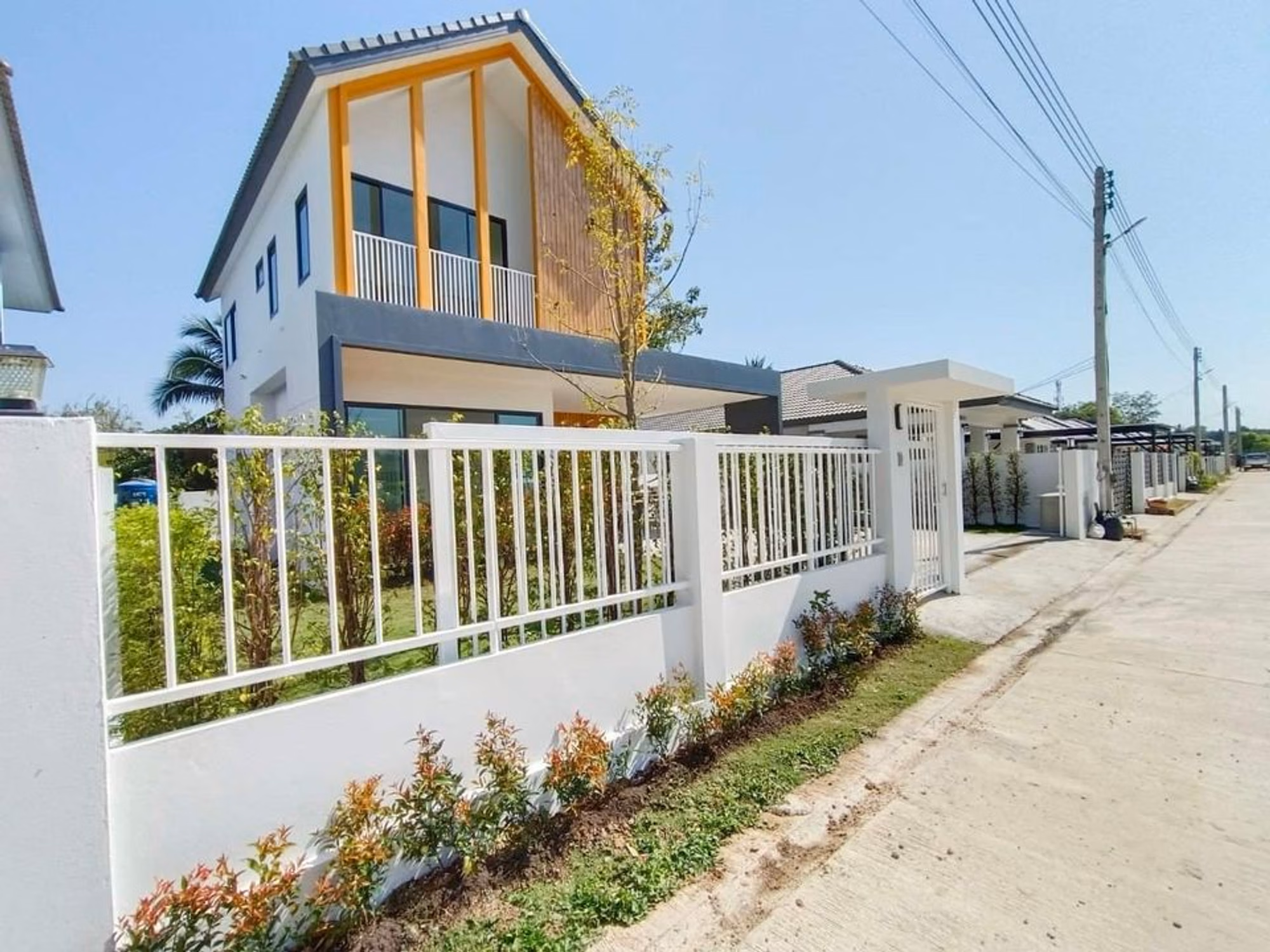 House for Sale in San Sai Luang, San Sai. - Image 8