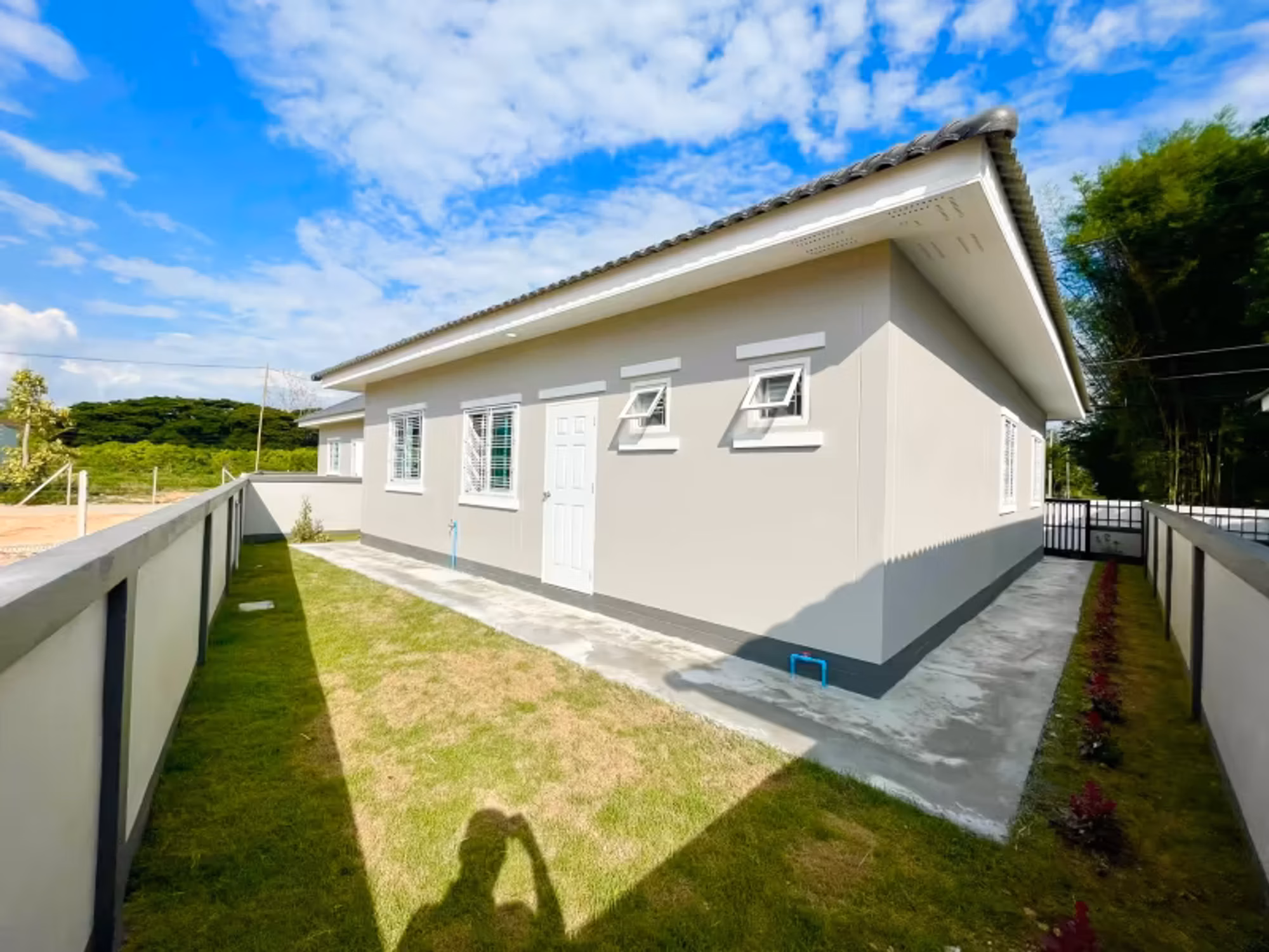 3 Bedroom House - Image 14