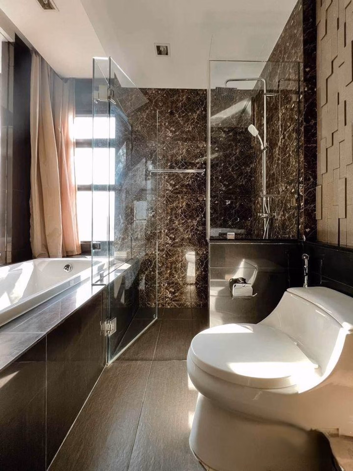  - Image 7