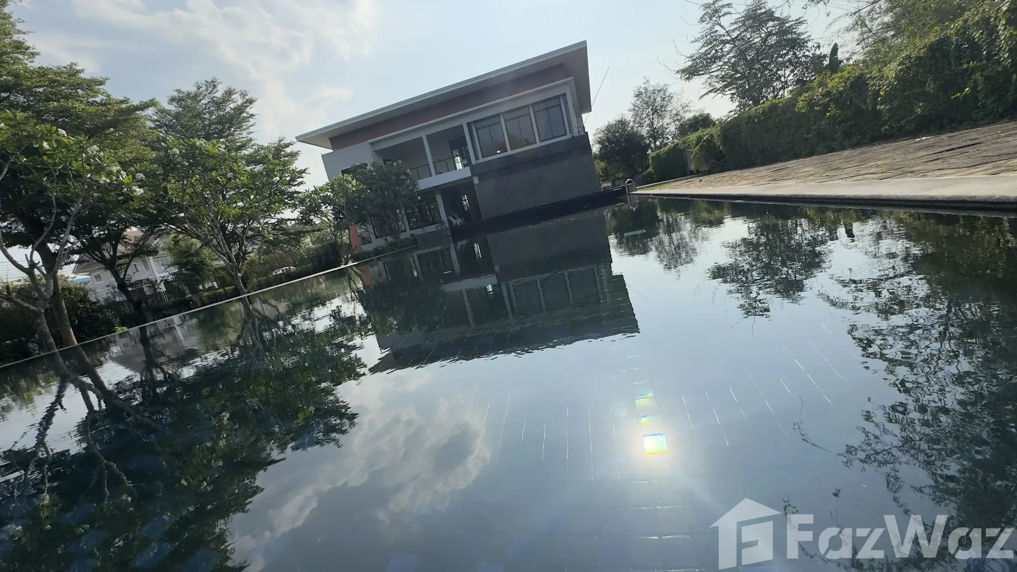 Detached House - Image 46