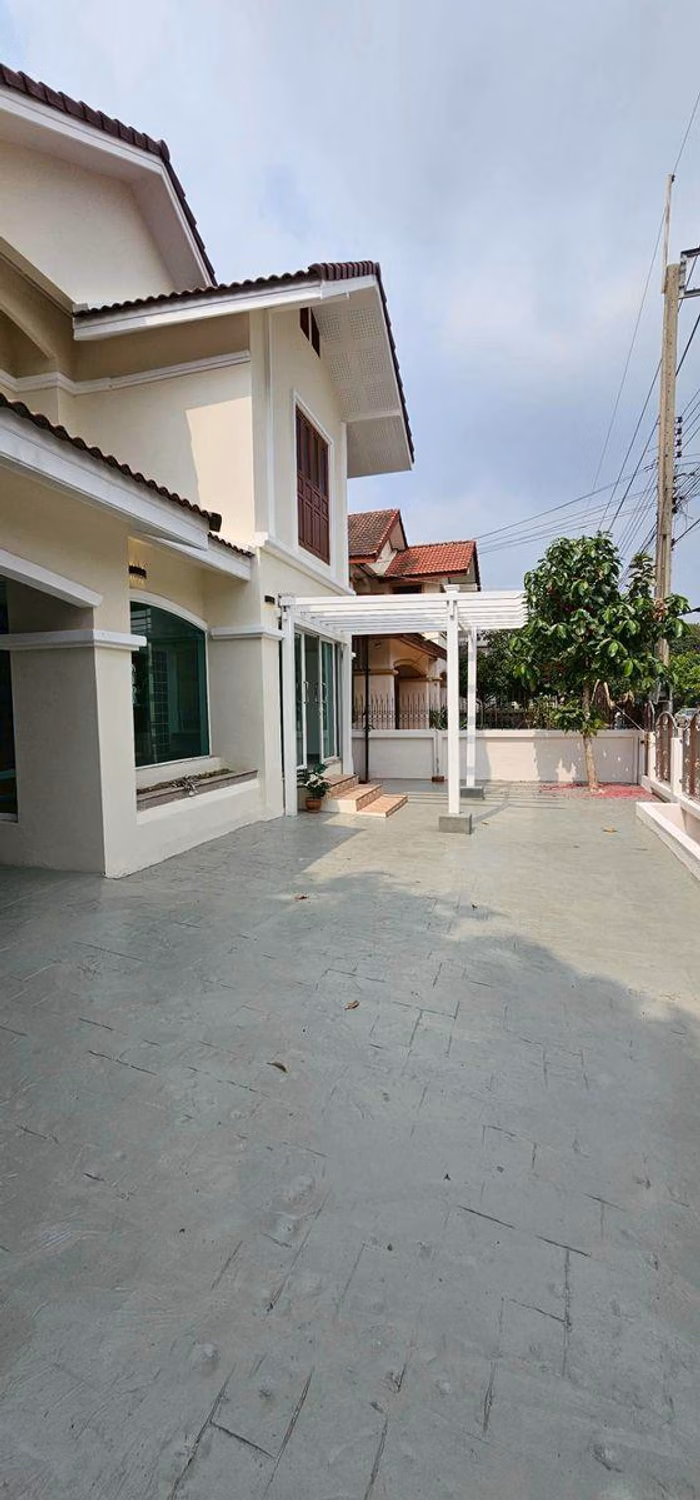 4 卧室 别墅 用于 出售 在 Min Buri - Image 4