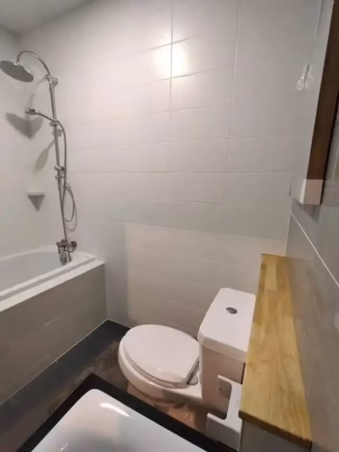 1 Bedroom Condo - Image 9