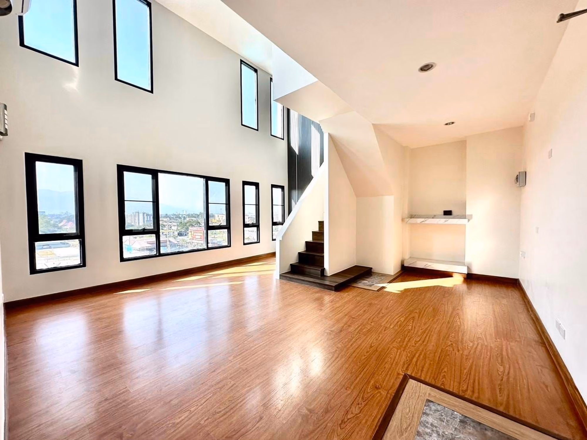 5 ห้องนอน Condo สำหรับ ขาย ใน เมืองเชียงใหม่ - Image 1