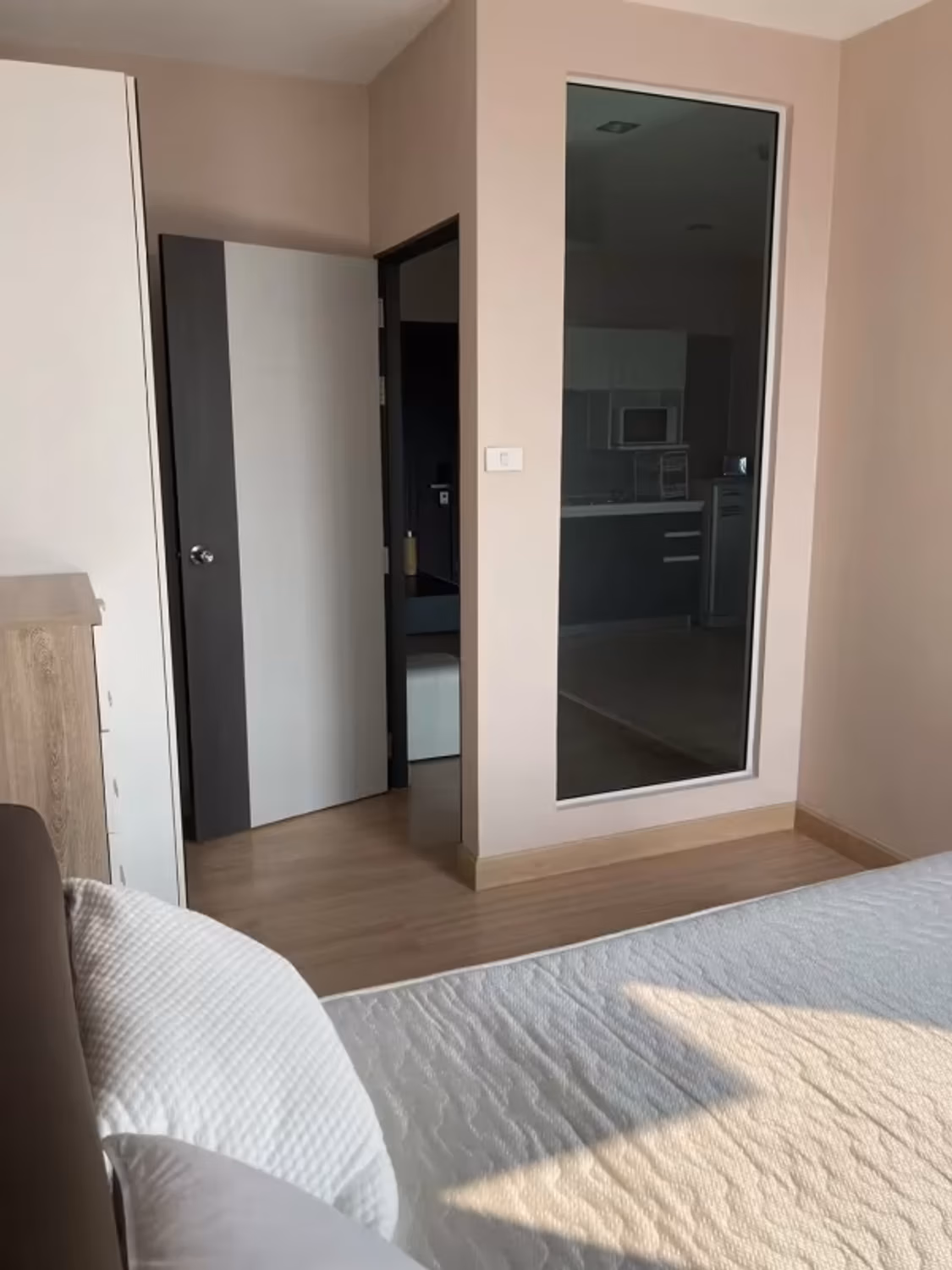 1 Bedroom Condo - Image 9