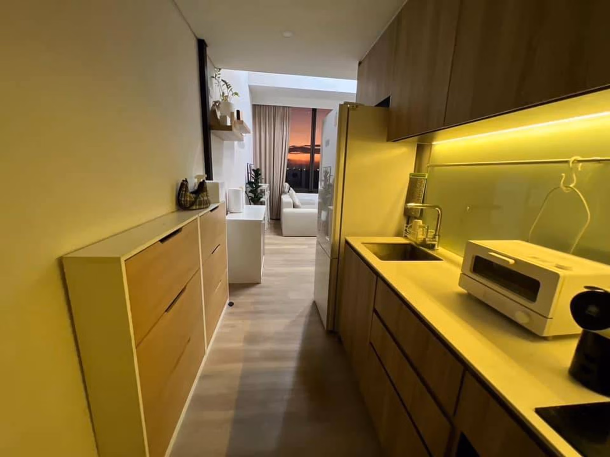 1 Bed Condo for Sale in Phra Khanong - Image 2