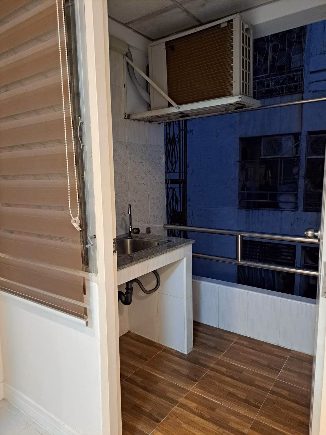 Condo for Rent at Fifty Resident Condominium - Image 9