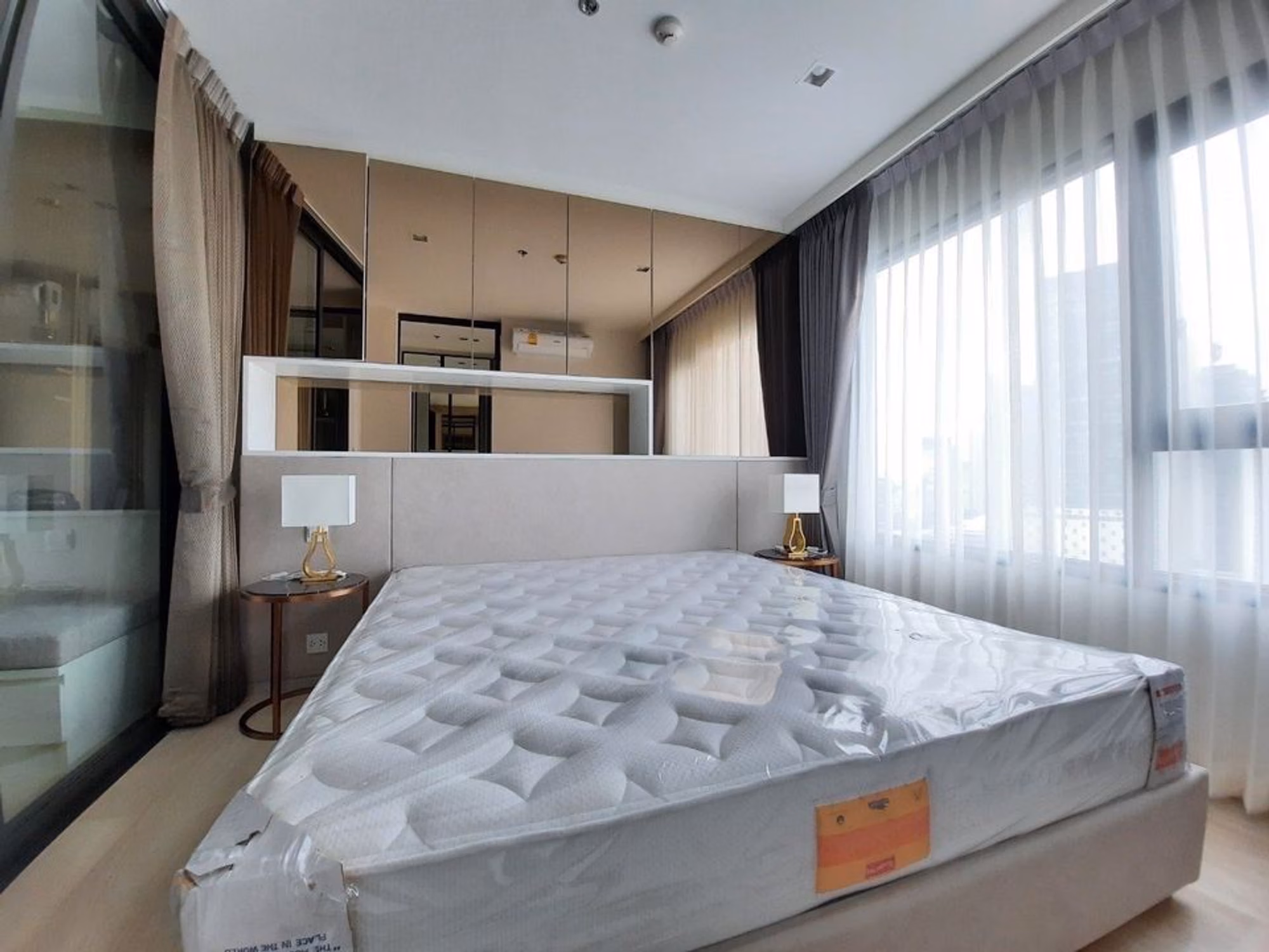 1 Bed Condo for Rent  Near Phloen Chit BTS - Image 10