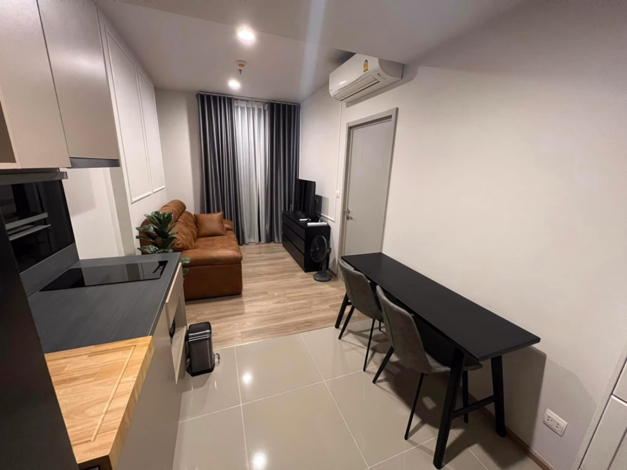 1 Bed Condo for Rent in Khlong Toei - Image 2