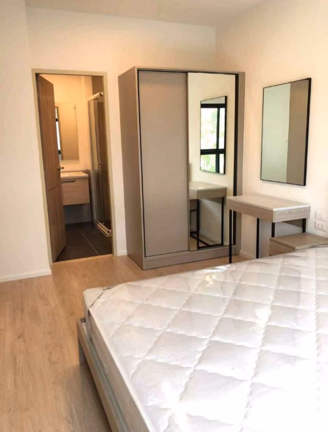 Condo for Rent at The Next JedYod - Image 3