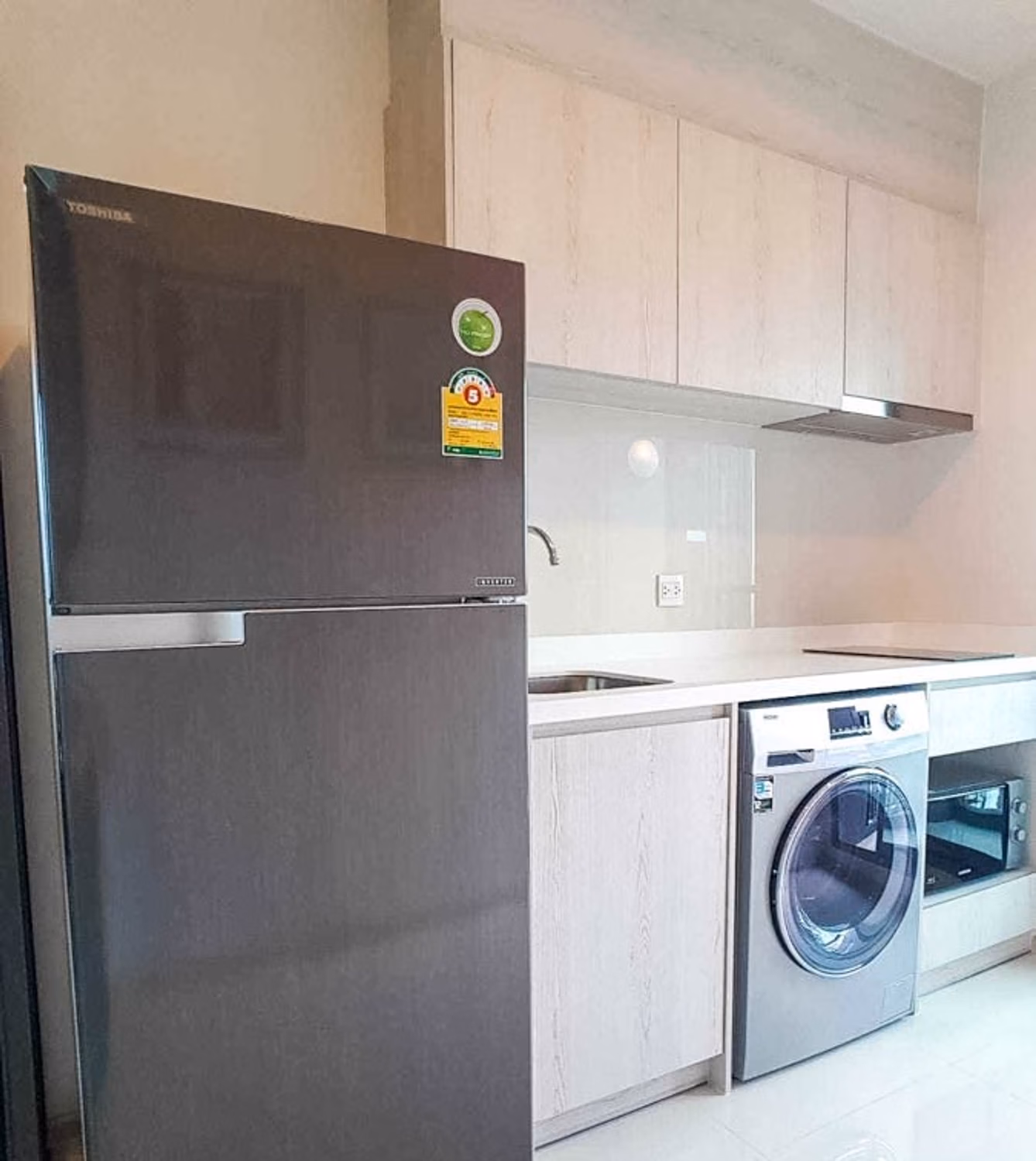 1 Bedroom Condo for Rent at Life Sukhumvit 48 - Image 4