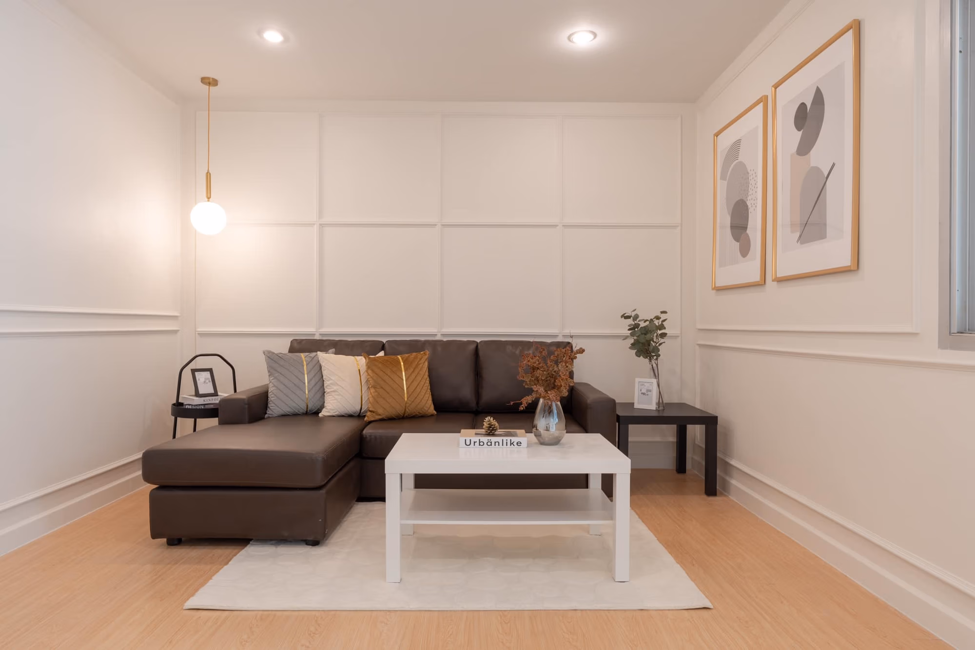1 Bed Condo for Sale in Huai Khwang - Image 1