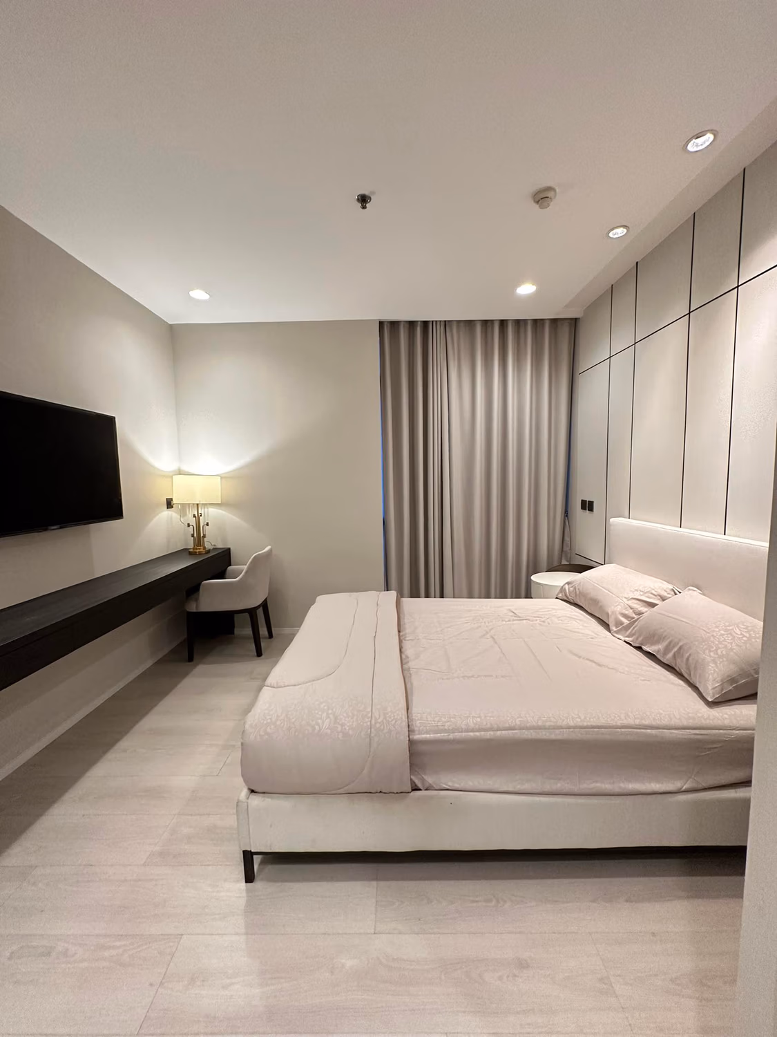 3 Bed Condo for Rent  Near Ekkamai BTS - Image 2