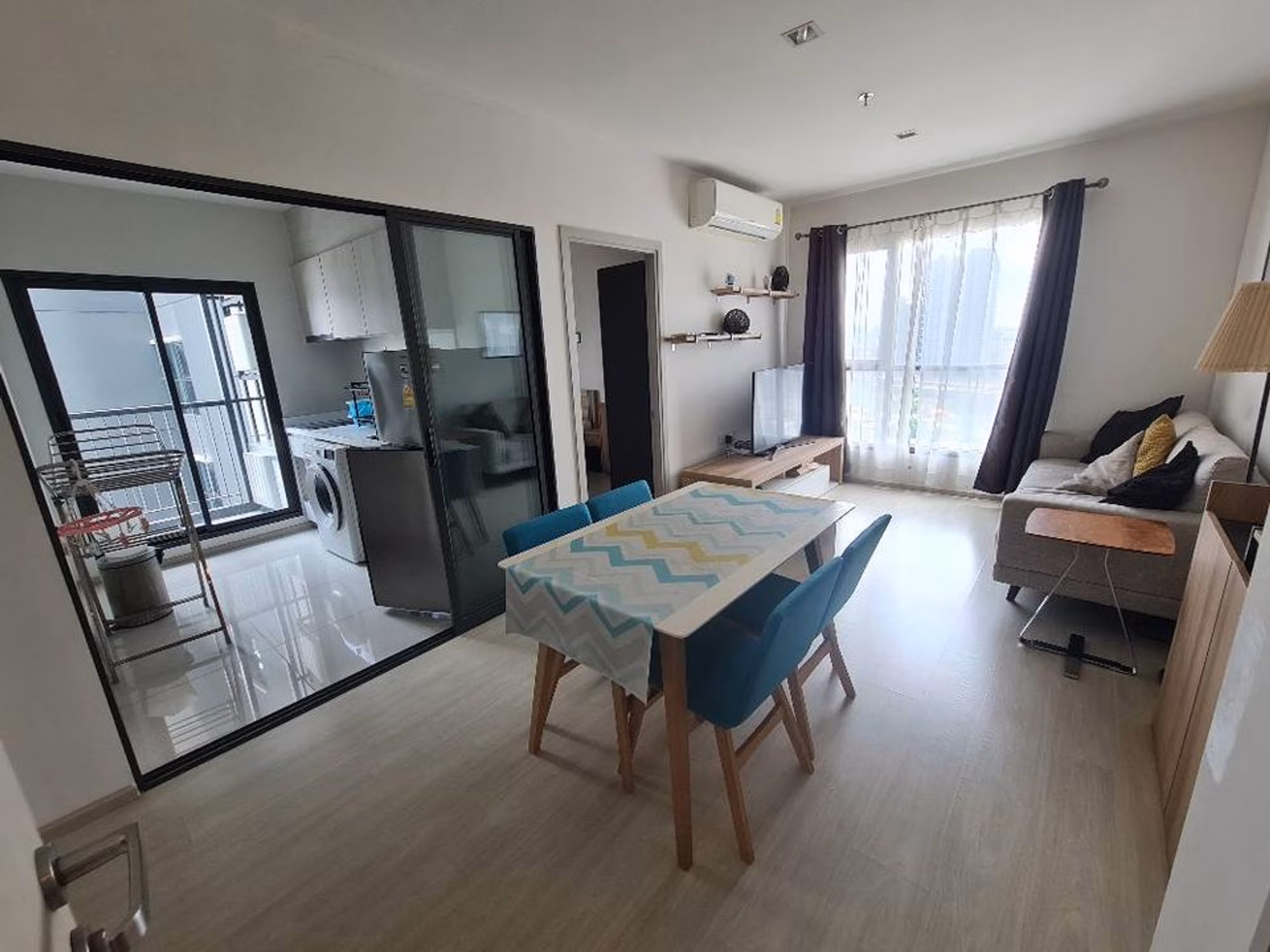 2 Bed Condo for Rent in Phra Khanong - Image 2