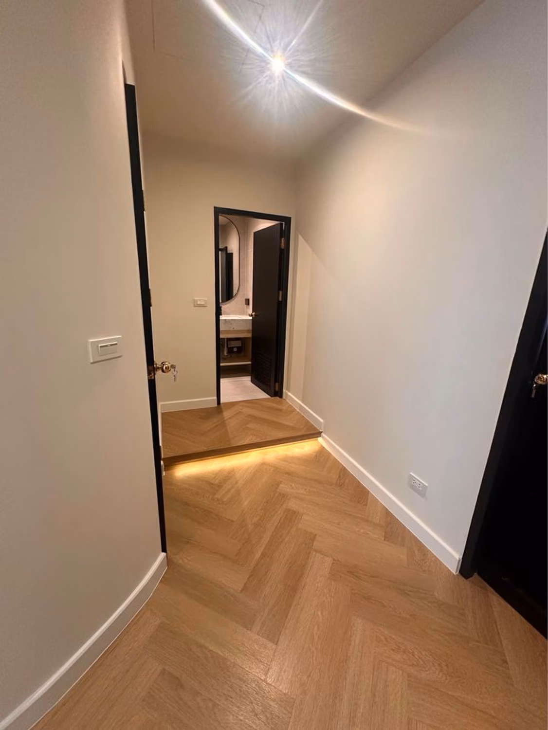 Condo - Image 13