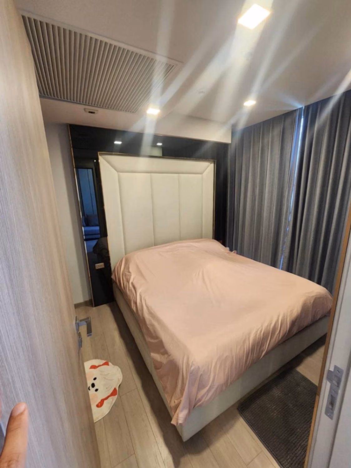 1 Bed Condo for Rent Near Phra Ram 9 MRT - Image 3