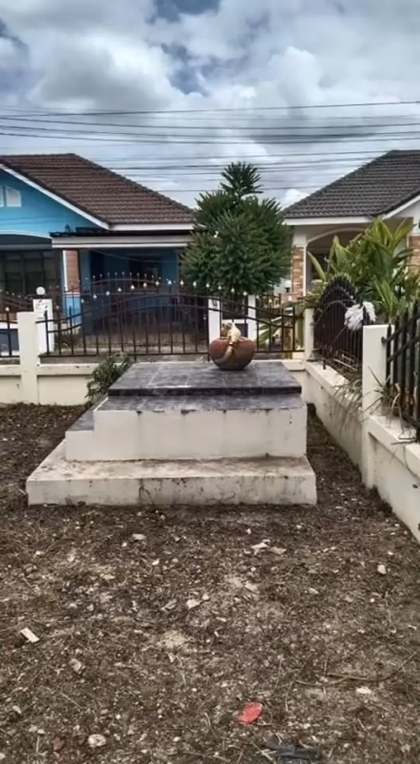 3 Bedroom House - Image 7