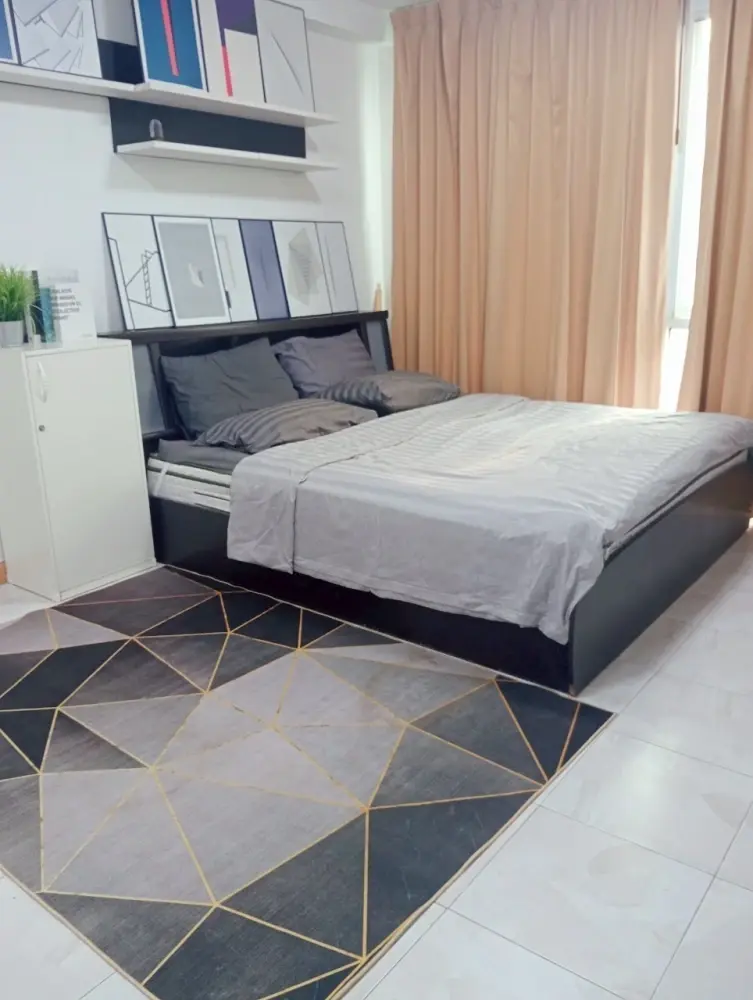 Studio for Sale/Rent in Huai Khwang - Image 19