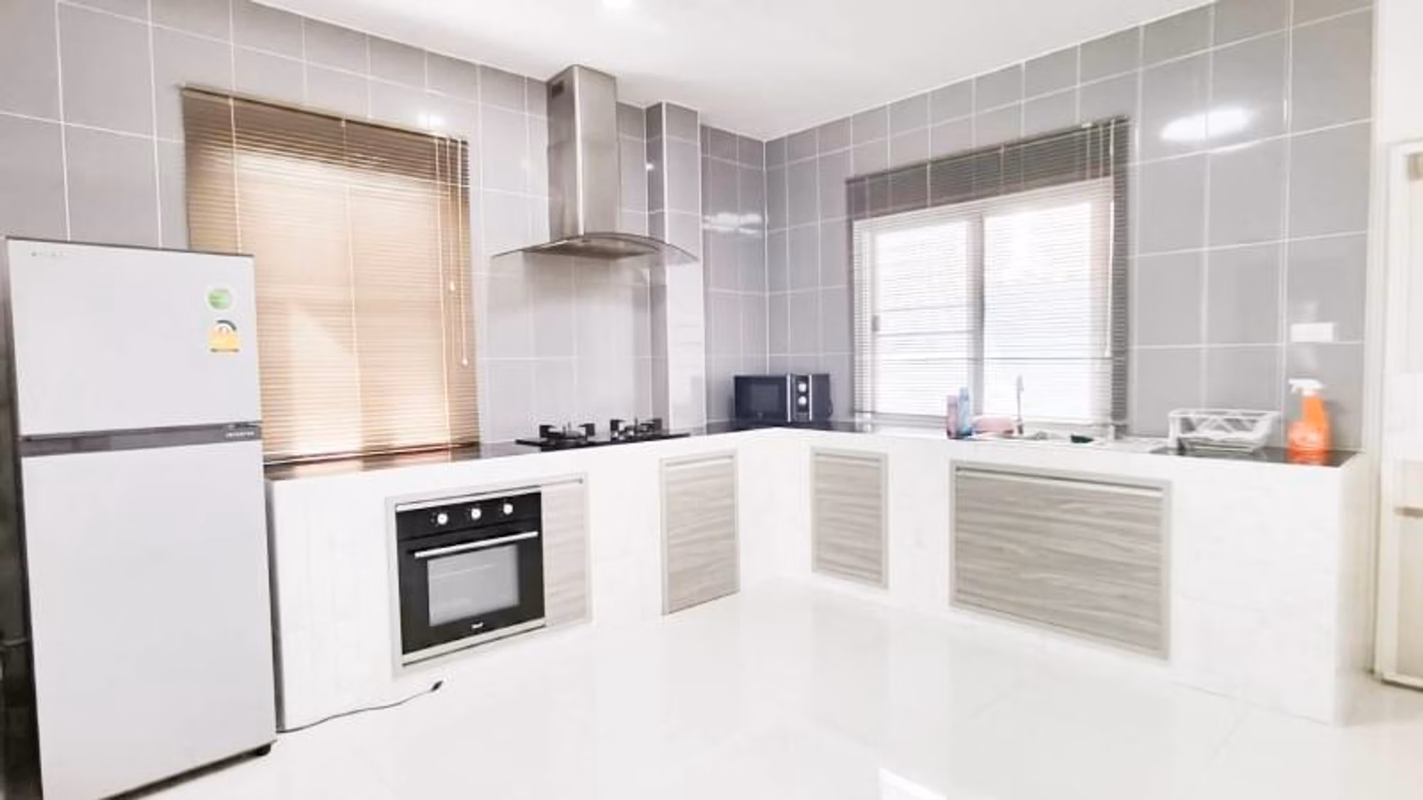 4 Bed House for Rent in Mueang Chiang Mai - Image 4