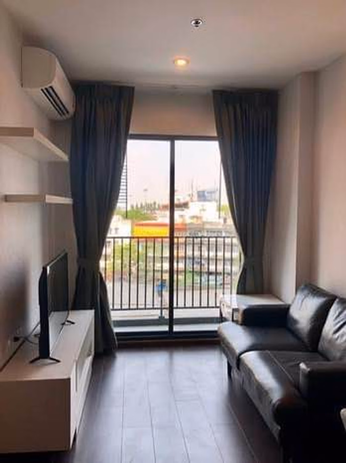 Condo - Image 1