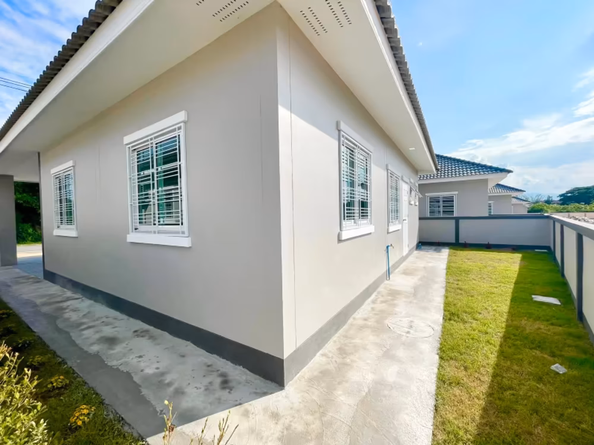 3 Bedroom House - Image 12