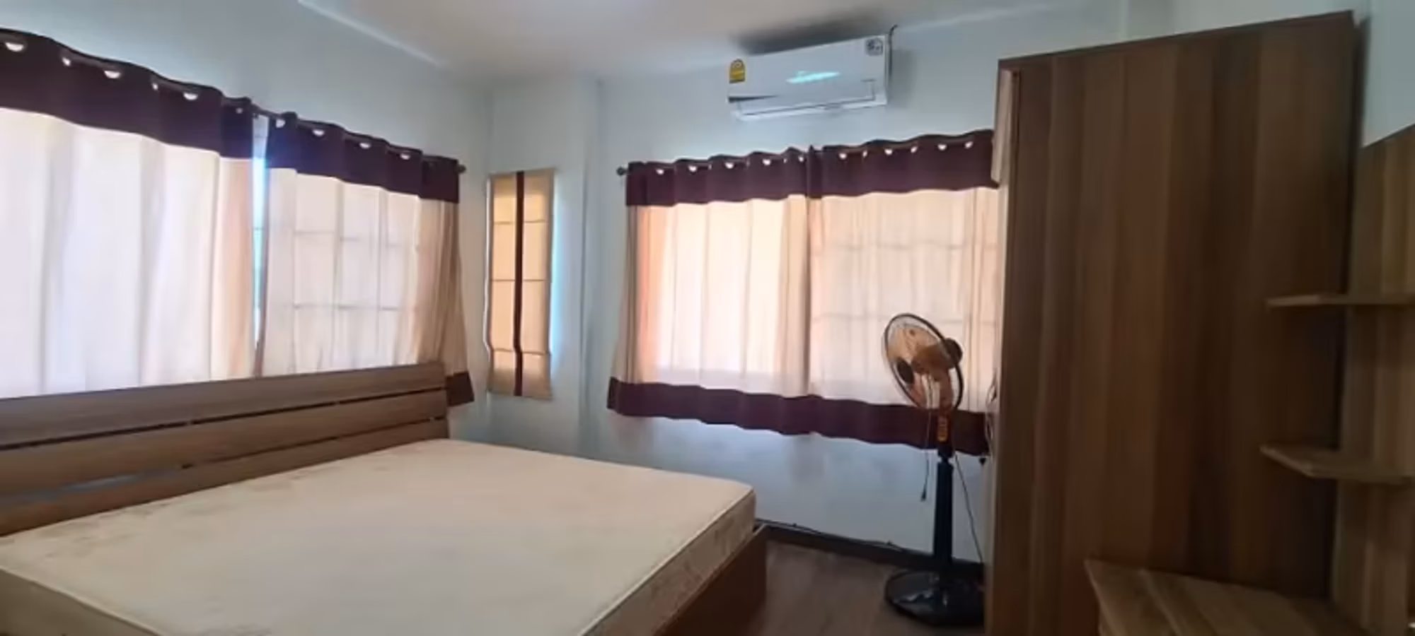 3 Bedroom House - Image 13