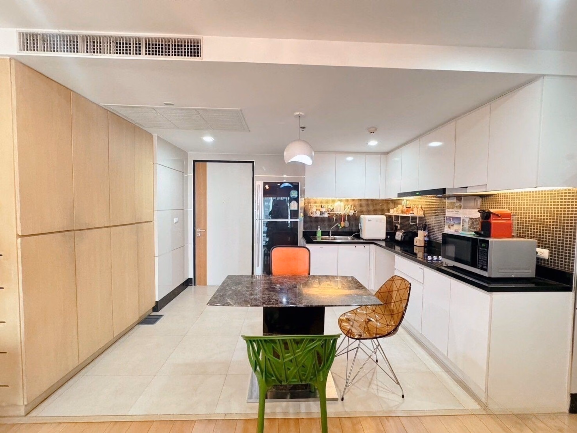 2 Bed Condo for Sale in Bang Rak - Image 3