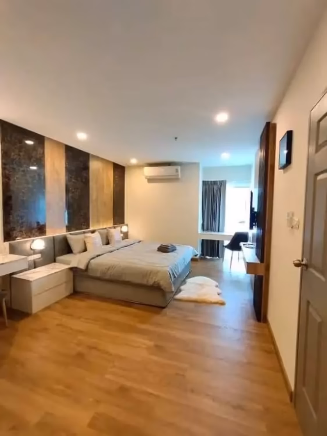 1 Bedroom Condo - Image 6