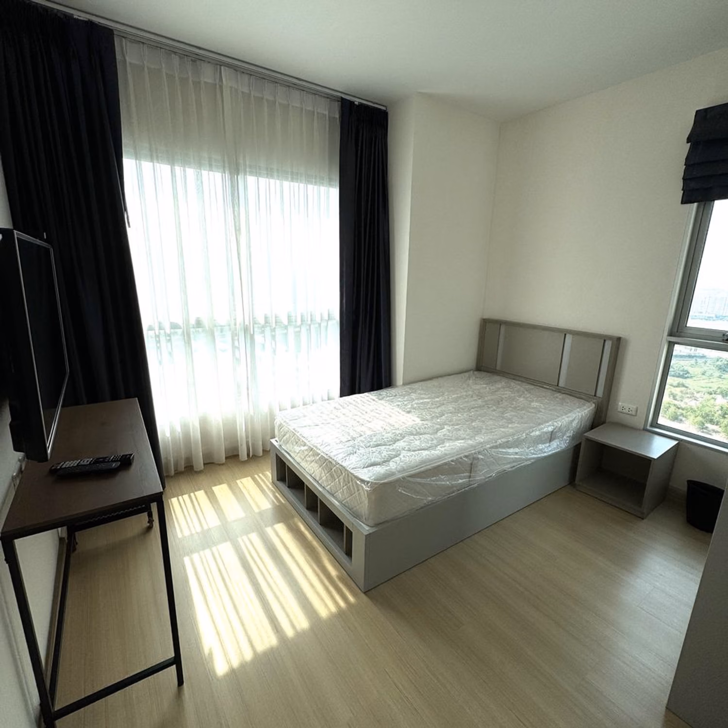 2 Bed Condo for Rent and Sale  Near Phra Ram 9 MRT - Image 10