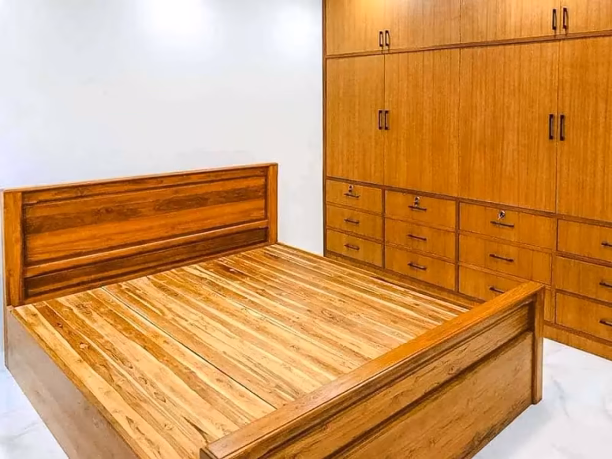 4 Bedroom House - Image 3