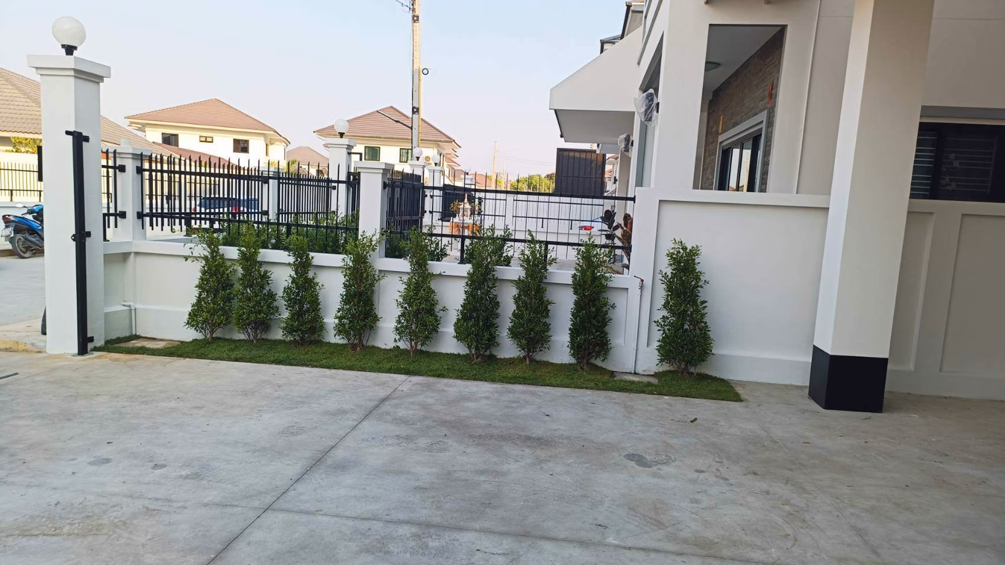 3 Bed House for Rent in Mueang Chiang Mai - Image 16