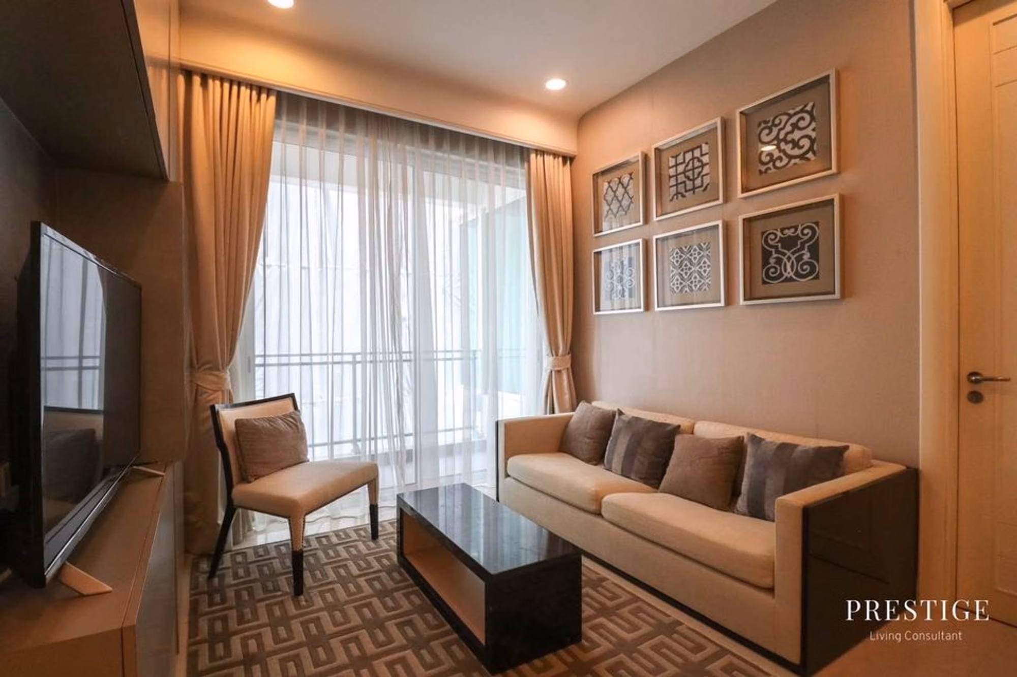 2 Bed Condo for Rent  Near Chit Lom BTS - Image 1