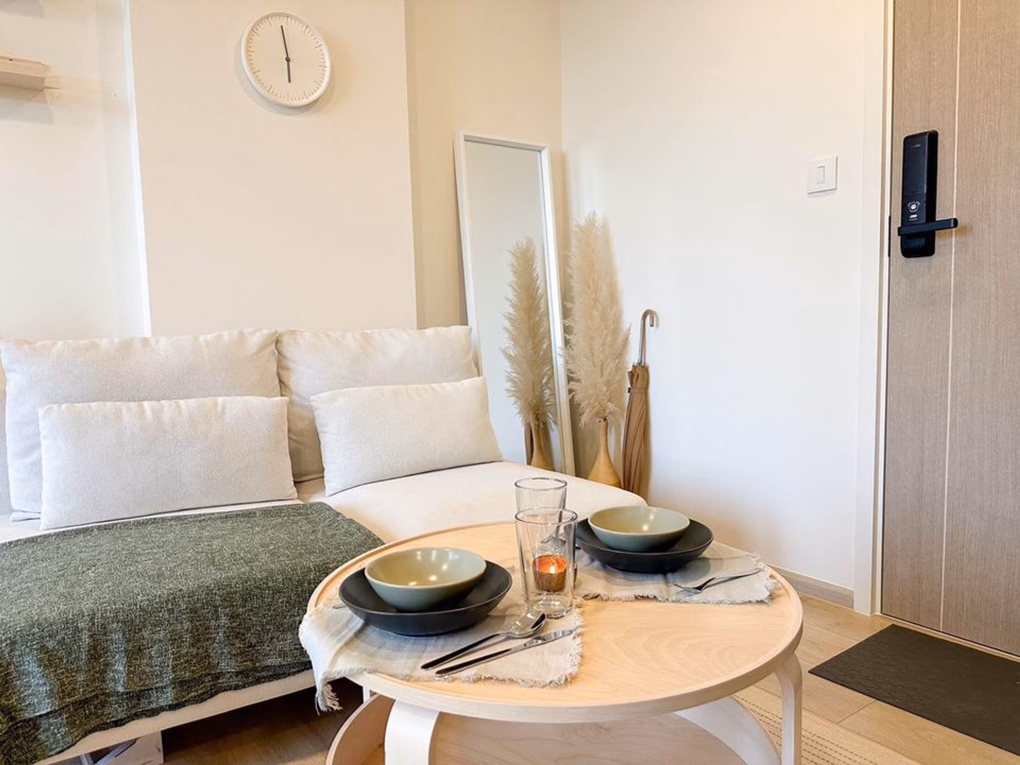 1 ห้องนอน Condo สำหรับ ขาย ใกล้ On Nut BTS - Image 1