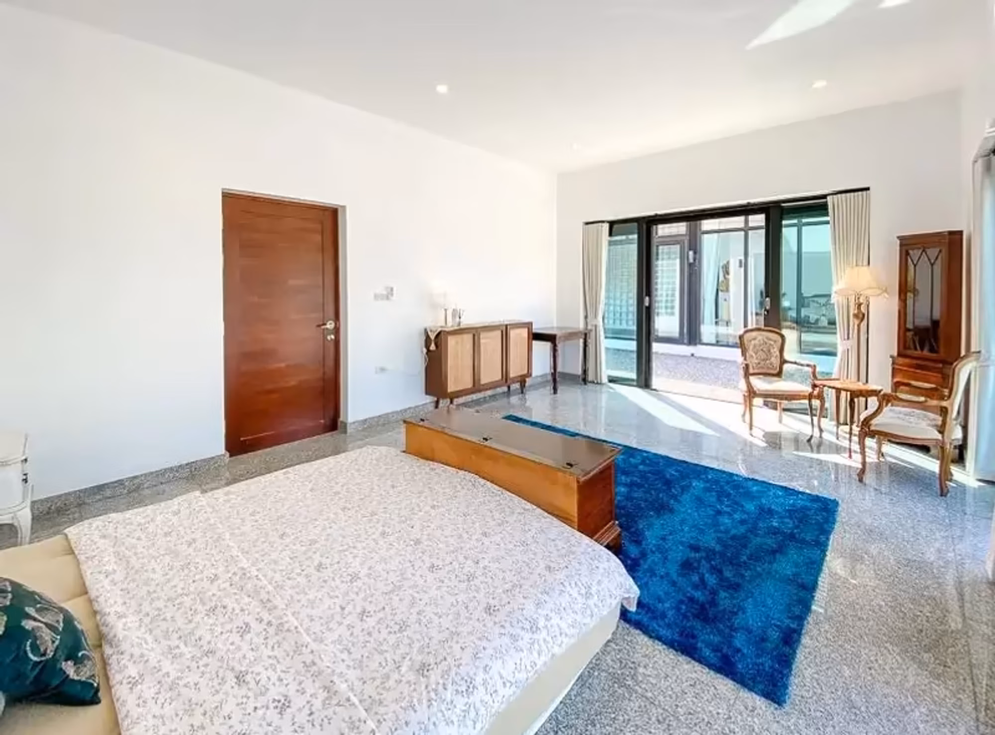 3 Bedroom House - Image 5